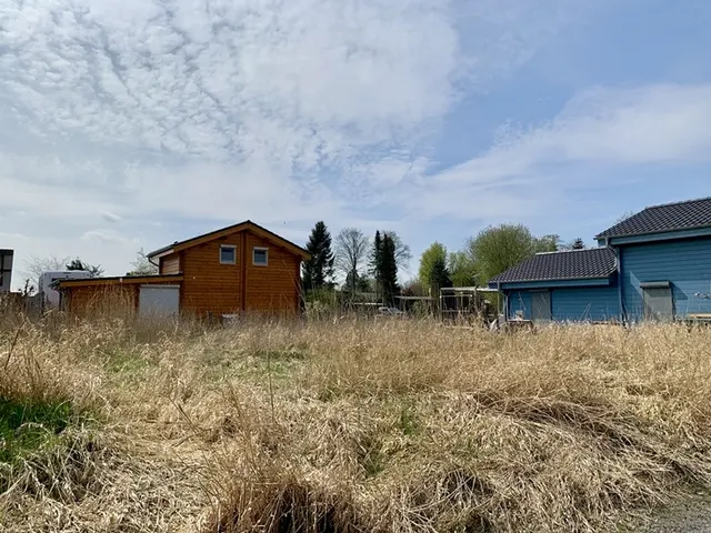 Grundstück (2)