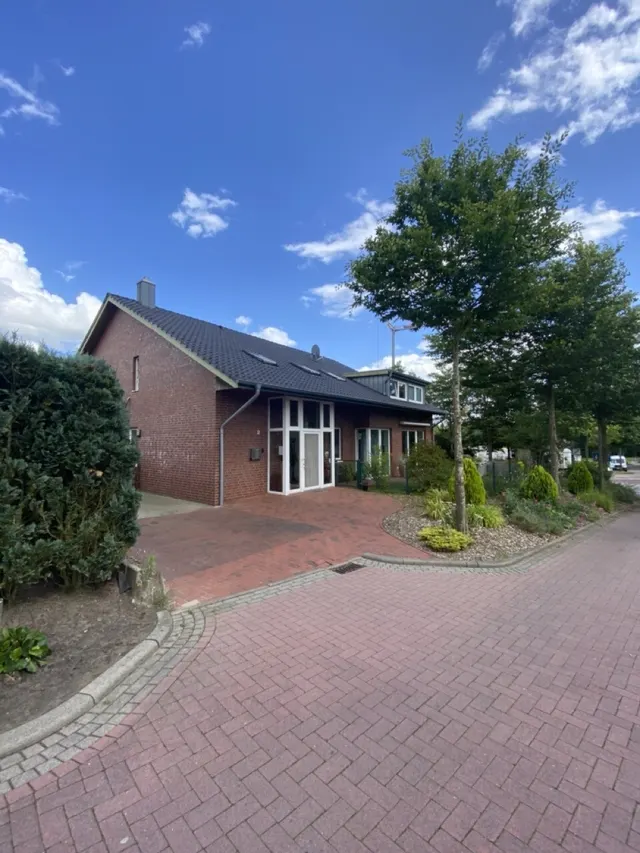 Straßenansicht