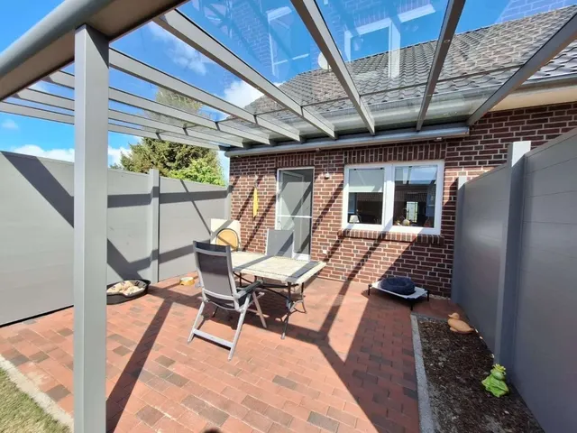 überdachte Terrasse Süd