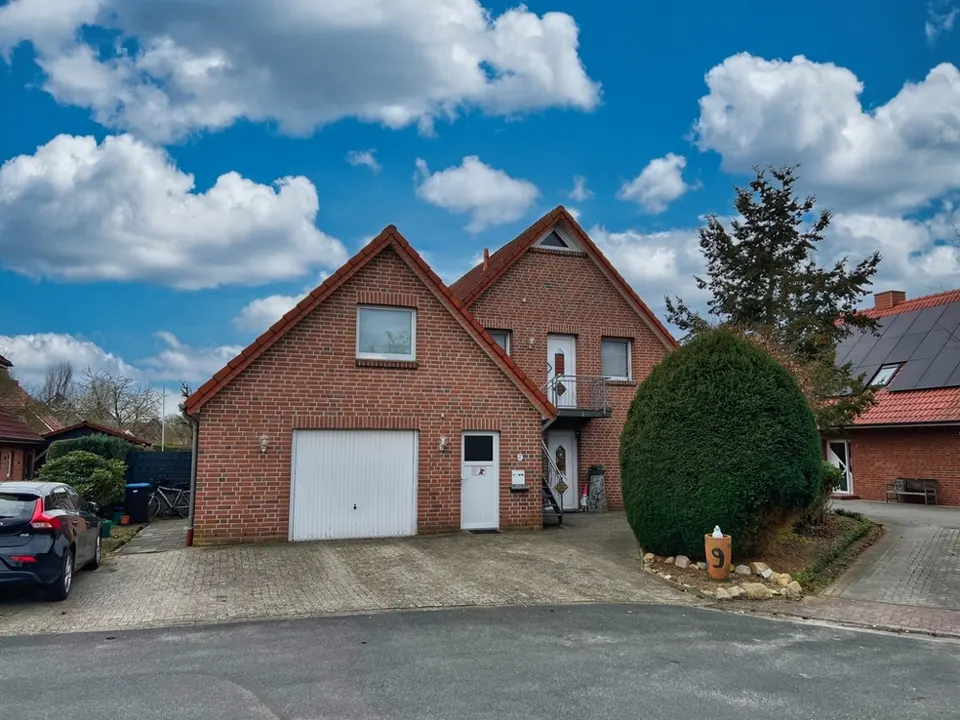Kapitalanleger aufgepasst! 3-Parteien-Haus in Westoverledingen!
