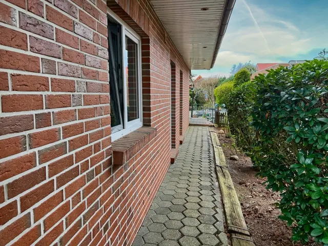 Kapitalanleger aufgepasst! 3-Parteien-Haus in Westoverledingen!