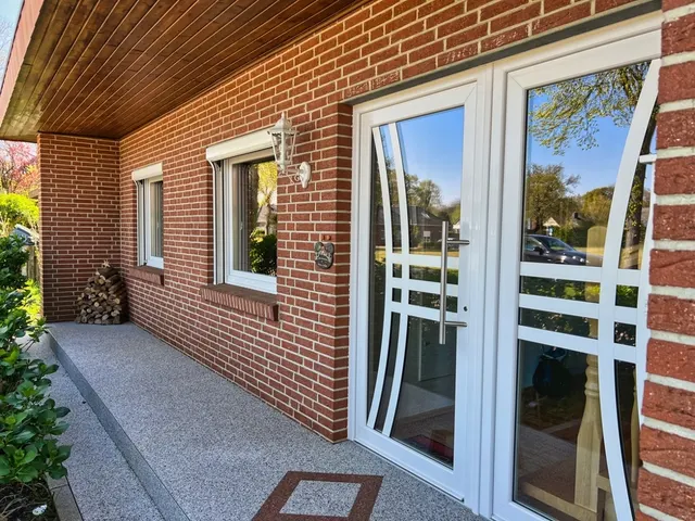 TOP-gepflegt & laufend renoviert! Bungalow mit schöner Gartenanlage!