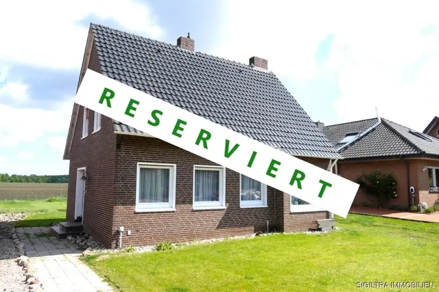 Solides Einfamilienhaus mit Entwicklungspotential in ruhiger Siedlungslage - Provisionsfrei