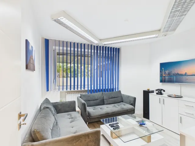 Büro 3 -EG-