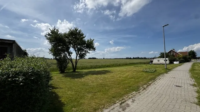 Grundstück