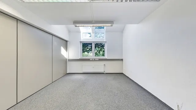Büro 1