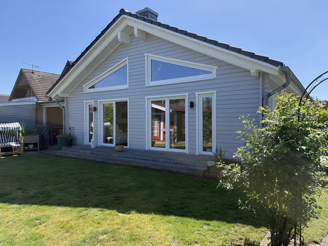 Dörverden - Hülsen: Junges und gut gepflegtes Einfamilienhaus als Bungalow in Holzrahmenbauweise