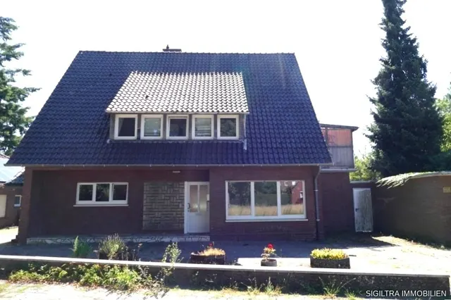 195 m² voller Möglichkeiten – Zweifamilienhaus für Macher in Sögel