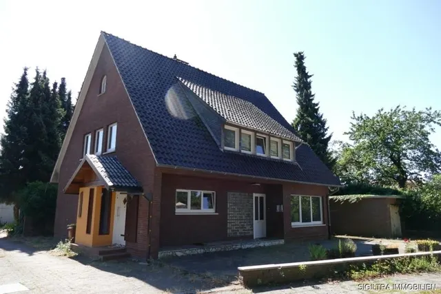 195 m² voller Möglichkeiten – Zweifamilienhaus für Macher in Sögel