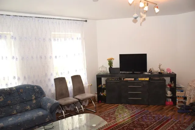 Wohnzimmer Wohnung 4 Bild 1