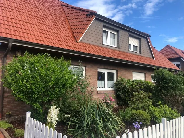 Attraktives Doppelhaus in gefragter Lage von Bad Zwischenahn
