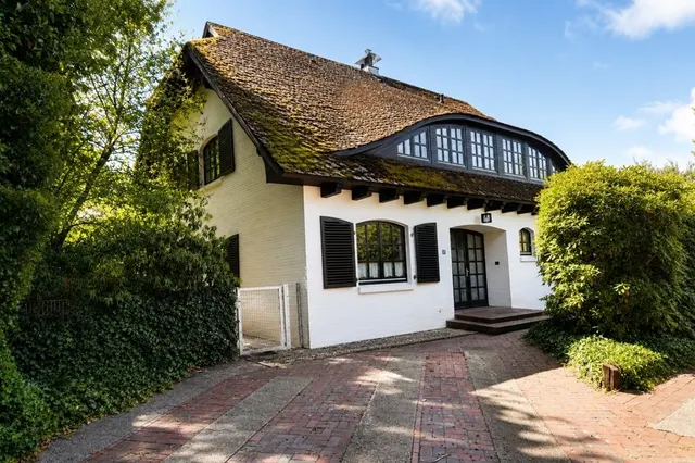Vorderansicht des Hauses