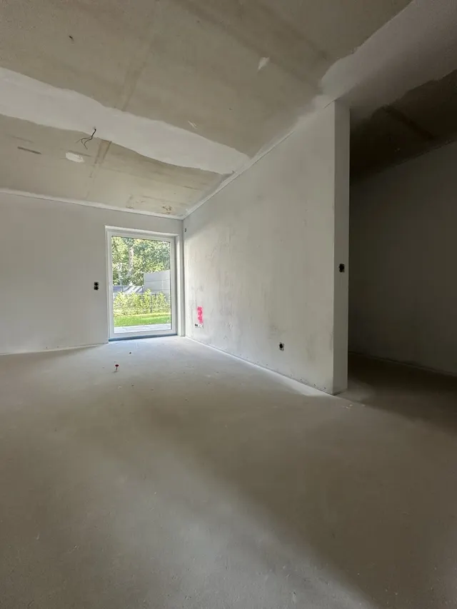 Schlafzimmer mit integrierter Garderobe