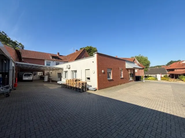 Innenhof - KI-generiert