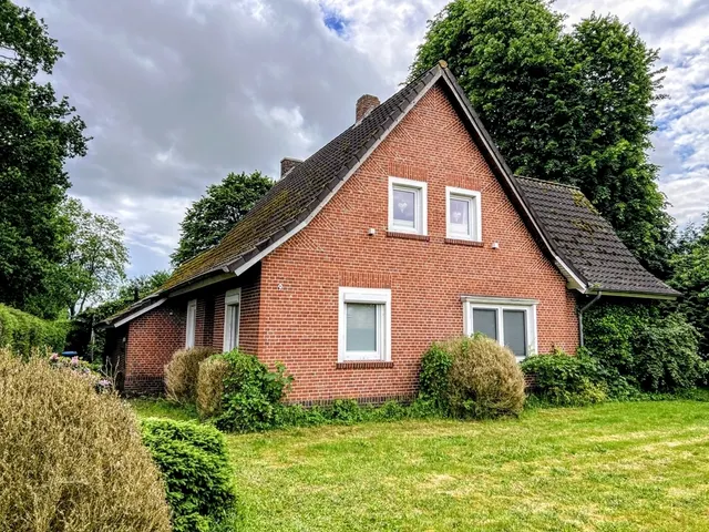 Lebensraum trifft Schraubertraum - Einfamilienhaus mit Halle!