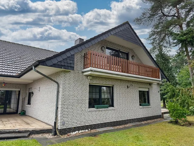 Eindrucksvolles Familienhaus mit viel Platz!