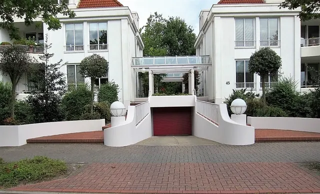 Wohntraum im Herzen von Rastede mit Tiefgaragenstellplatz