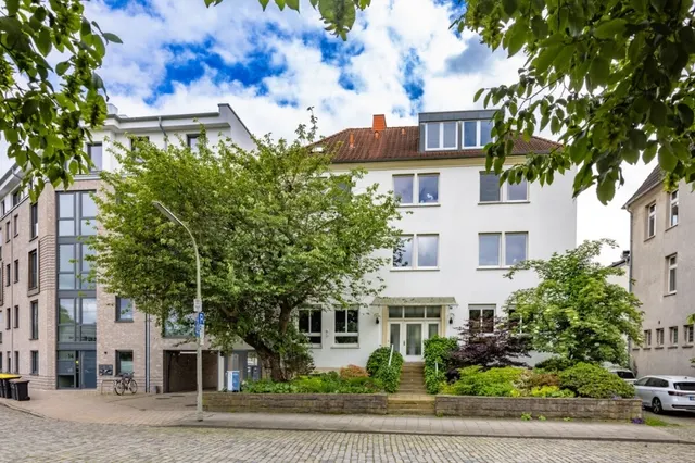 Straßenansicht