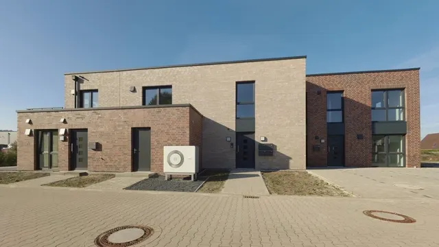 Straßenansicht